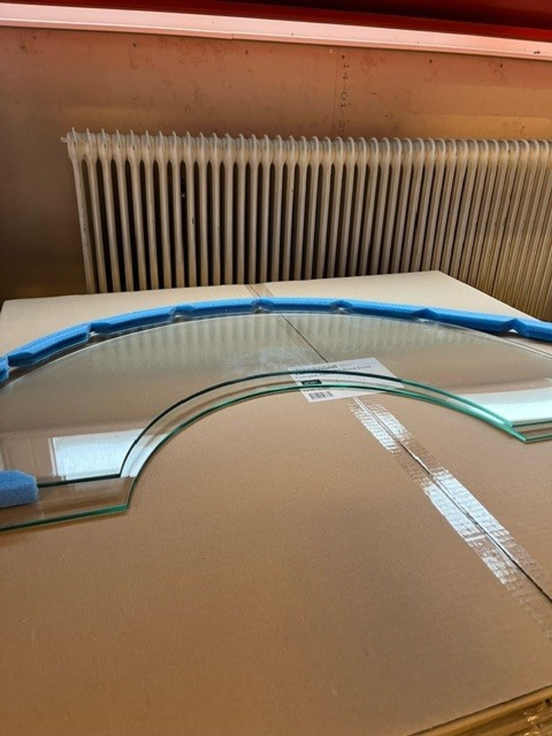 Formskuret Golvglas Kaminex 6 mm för Welldone/Ontop